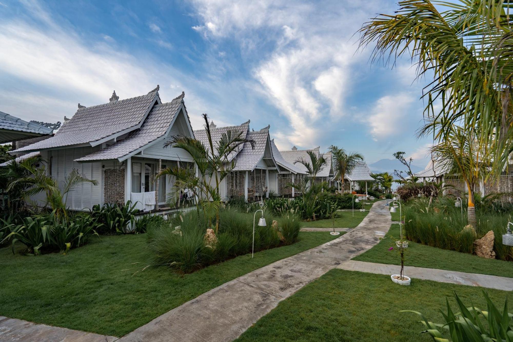Paus Putih Hotel Lembongan Exterior foto