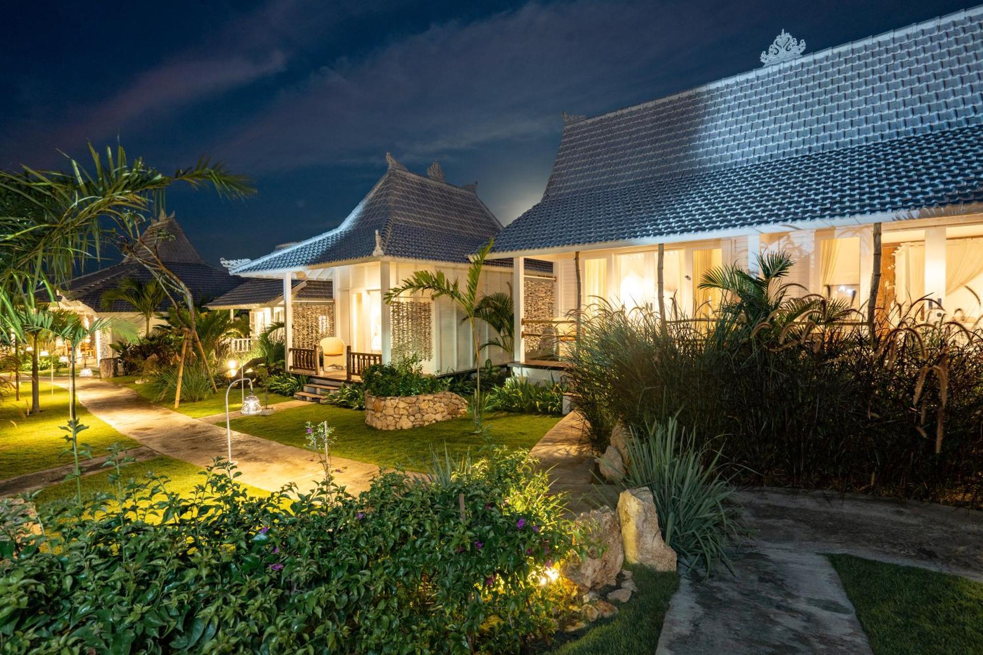 Paus Putih Hotel Lembongan Exterior foto