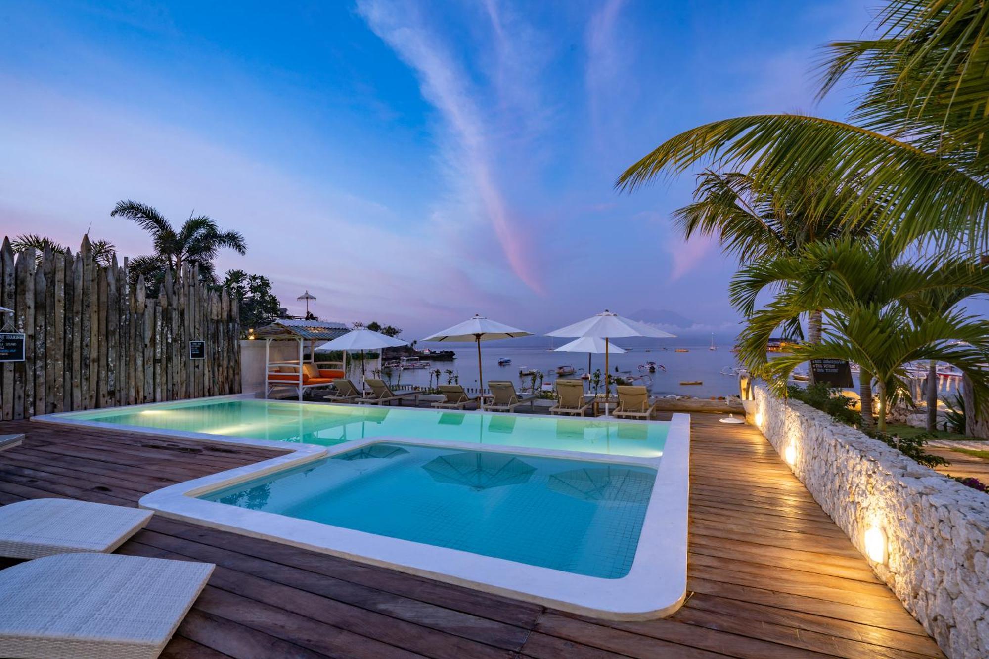 Paus Putih Hotel Lembongan Exterior foto